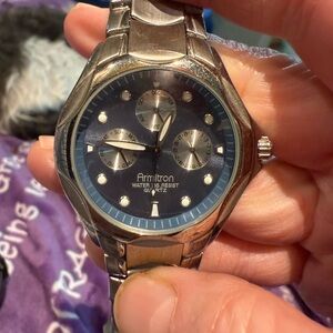 Armitron mens heavy duty water resistant quartz watch new battery EXC
